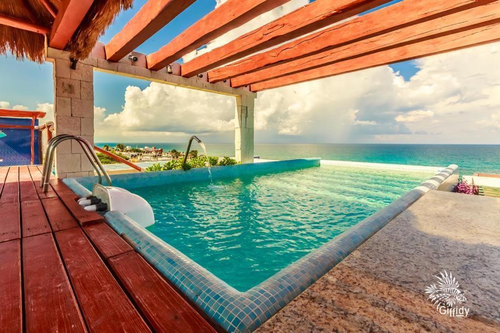 Deep Blue Condos - 201 Ісла-Мухерес Екстер'єр фото