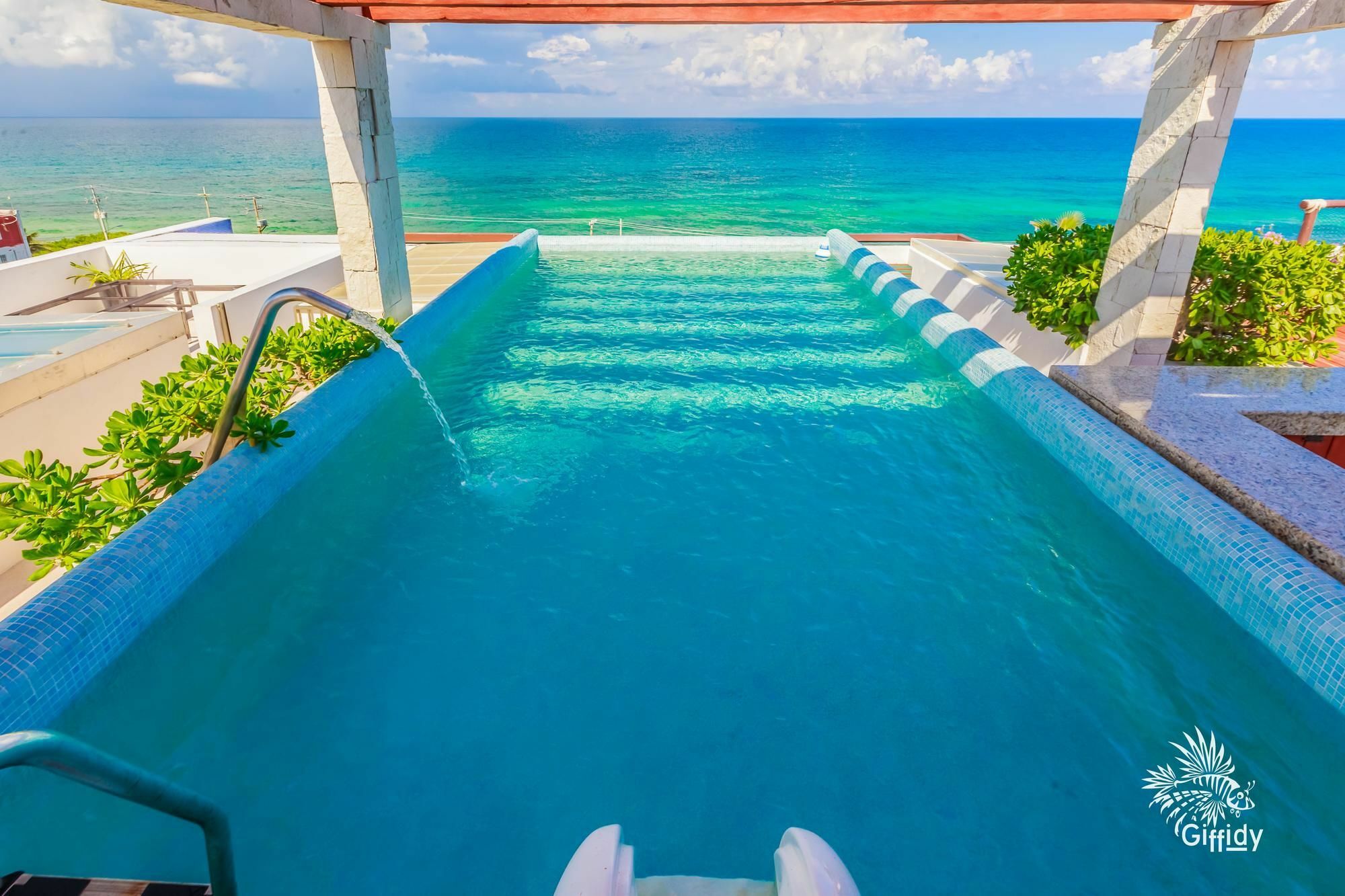 Deep Blue Condos - 201 Ісла-Мухерес Екстер'єр фото