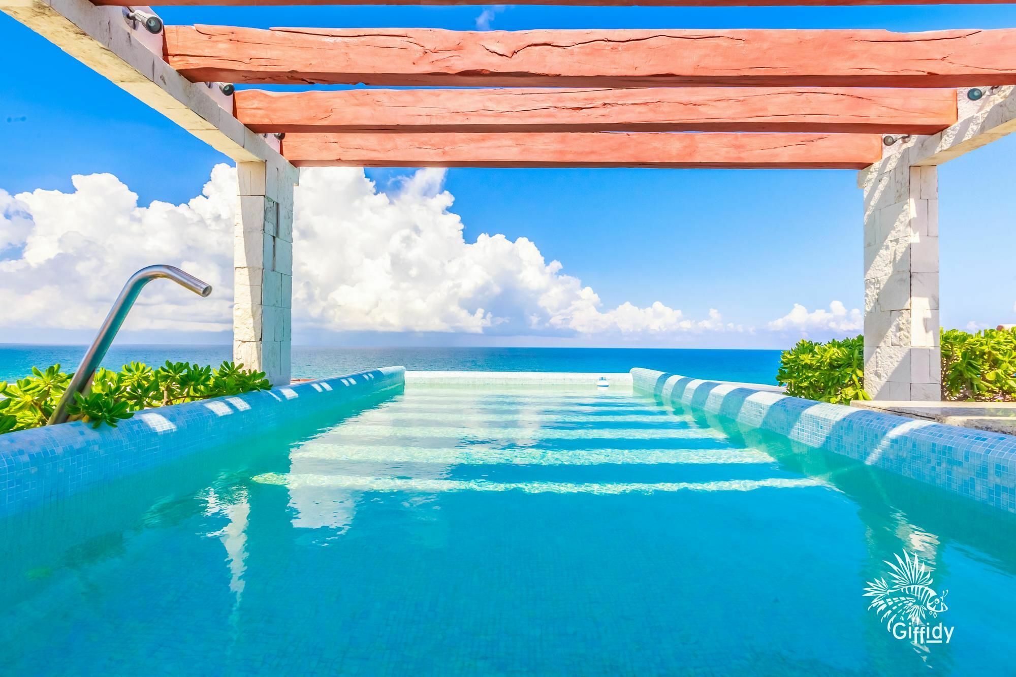 Deep Blue Condos - 201 Ісла-Мухерес Екстер'єр фото